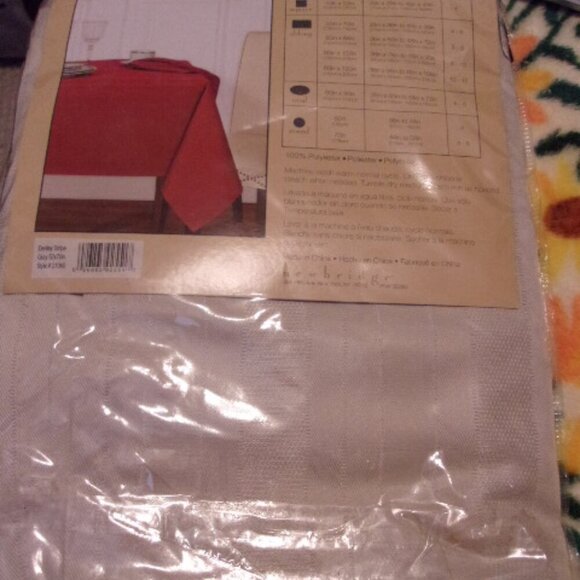 Newbridge Fabric Tablecloth 52" X 70 inch oblong new Denley Stripe - Picture 3 of 3